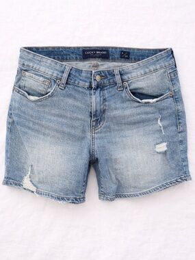 Lucky Brand Light Wash Distressed Denim Shorts Mid Rise Size 8 / 29